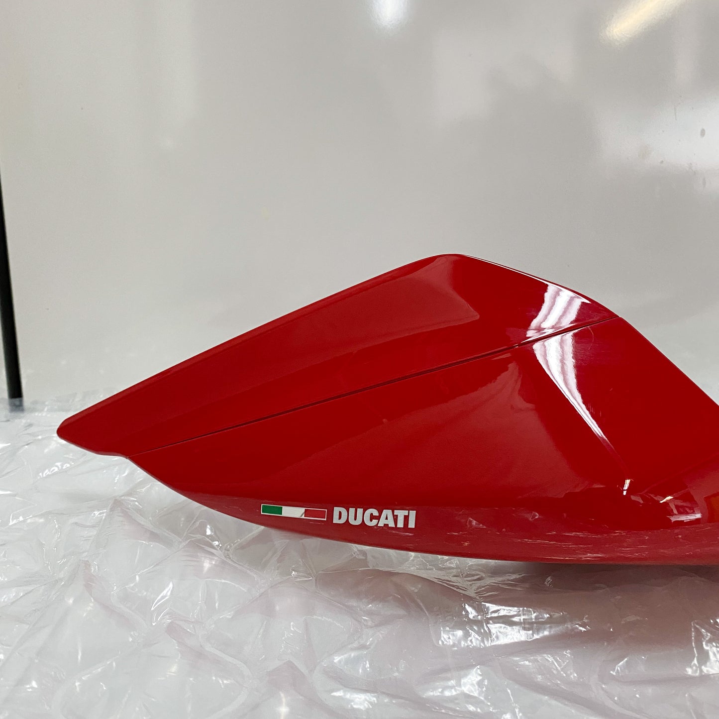 Ducati 1299/1299S Frame Cover & Cap RH 48212031AA 48212051AA USED