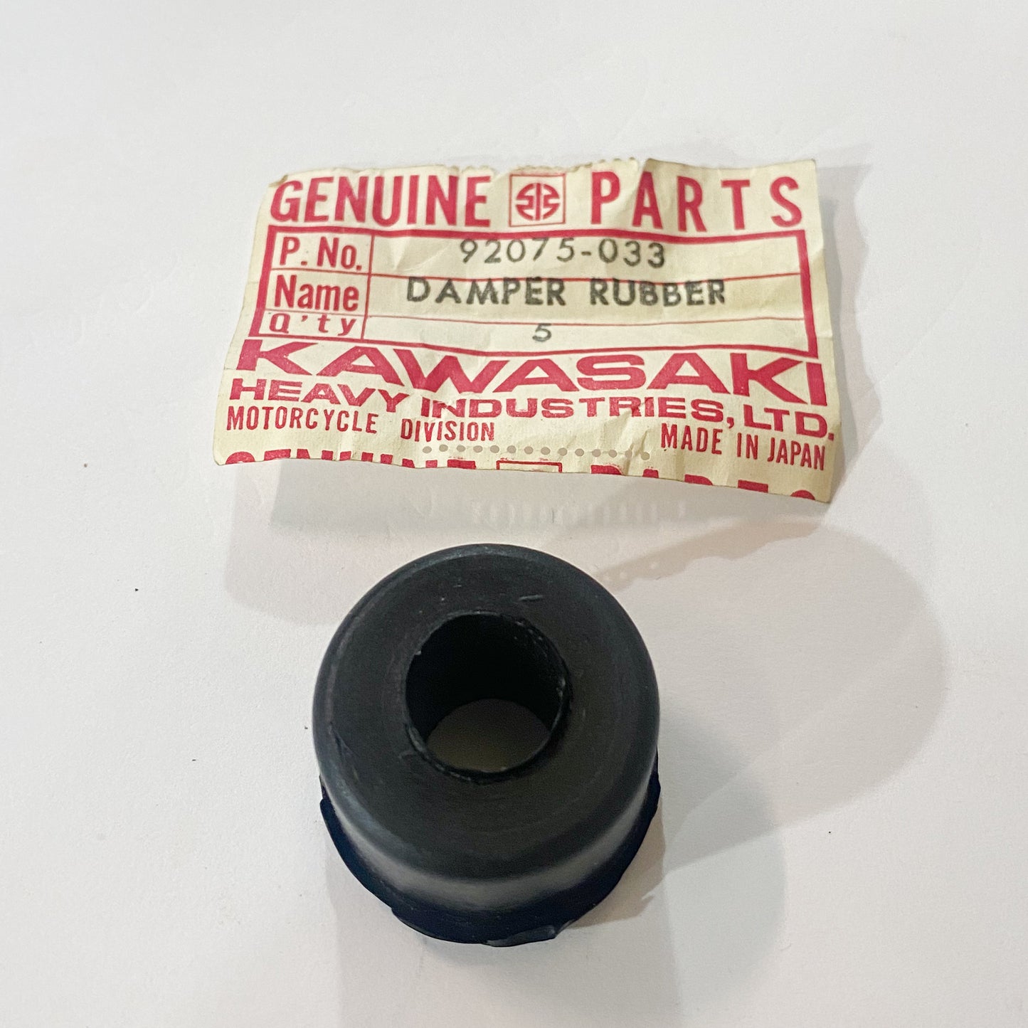 KAWASAKI DAMPER RUBB TANK BOLT 92075-033