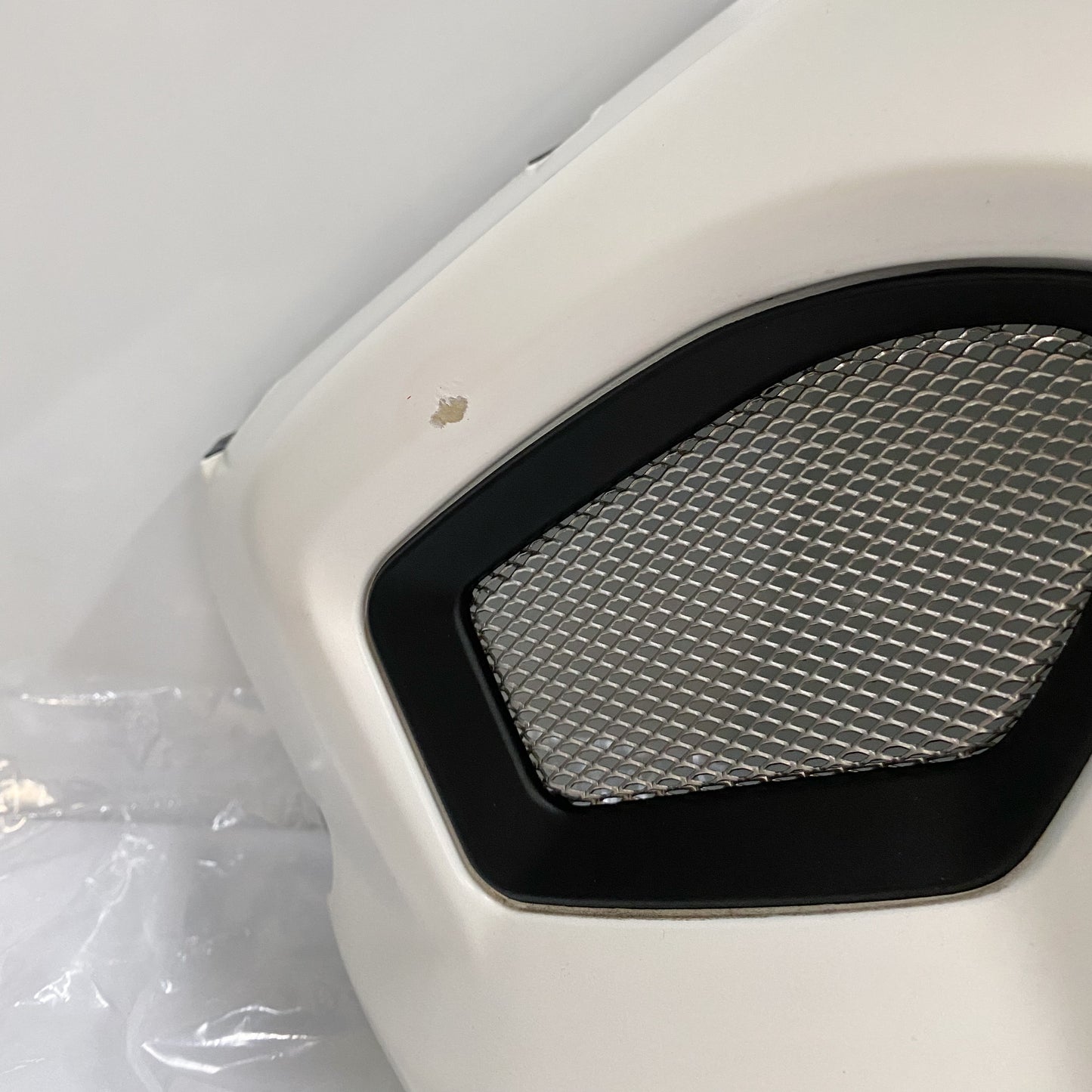 Ducati Monster 796 RH + LH Tank Panels Arctic White Silk 48012591DV 48012591CV USED