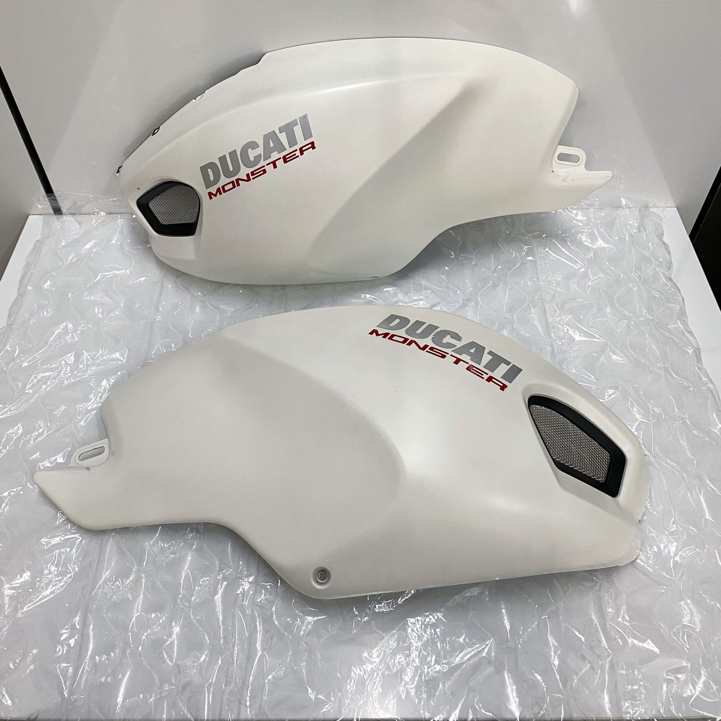 Ducati Monster 796 RH + LH Tank Panels Arctic White Silk 48012591DV 48012591CV USED