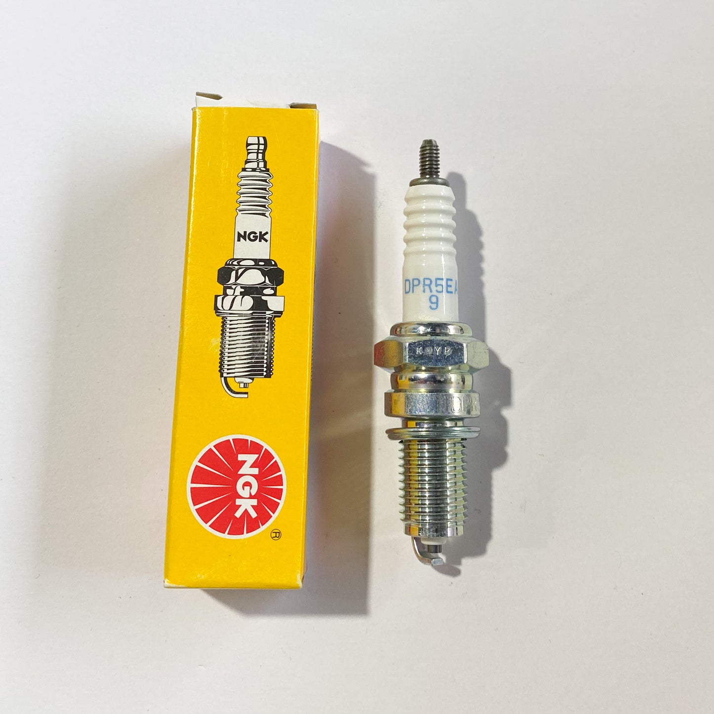 NGK 2887 DPR5EA-9 NICKEL SPARK PLUG