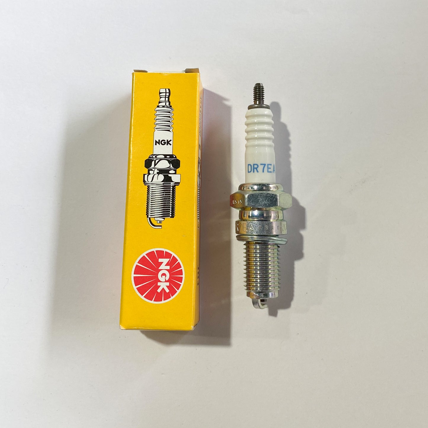 NGK 7839 DR7EA NICKEL SPARK PLUG