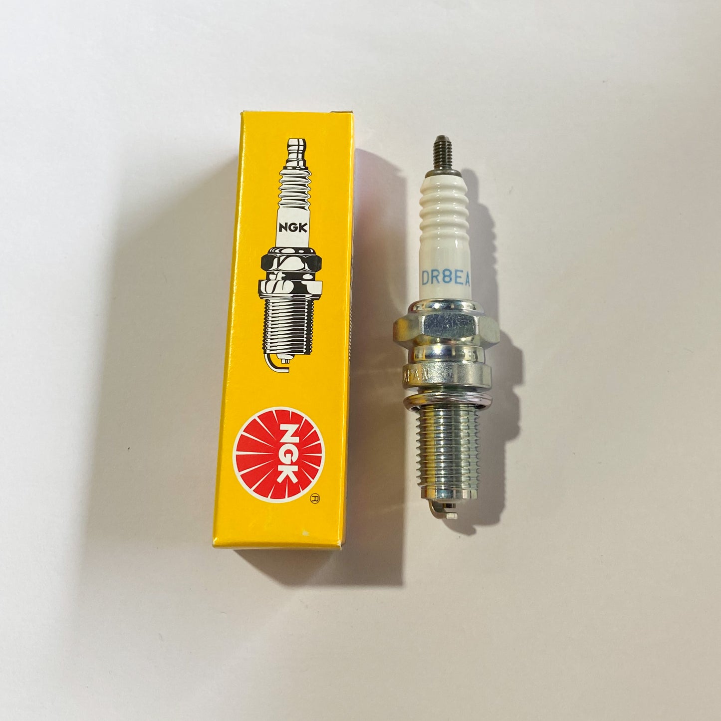NGK 7162 DR8EA NICKEL SPARK PLUG