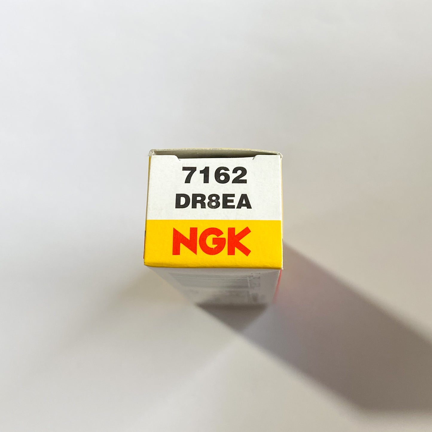NGK 7162 DR8EA NICKEL SPARK PLUG