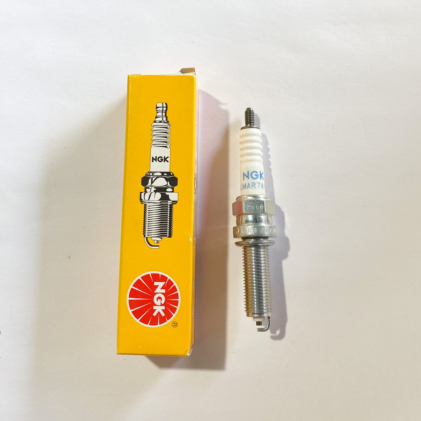 NGK 4908 LMAR7A-9 NICKEL SPARK PLUG
