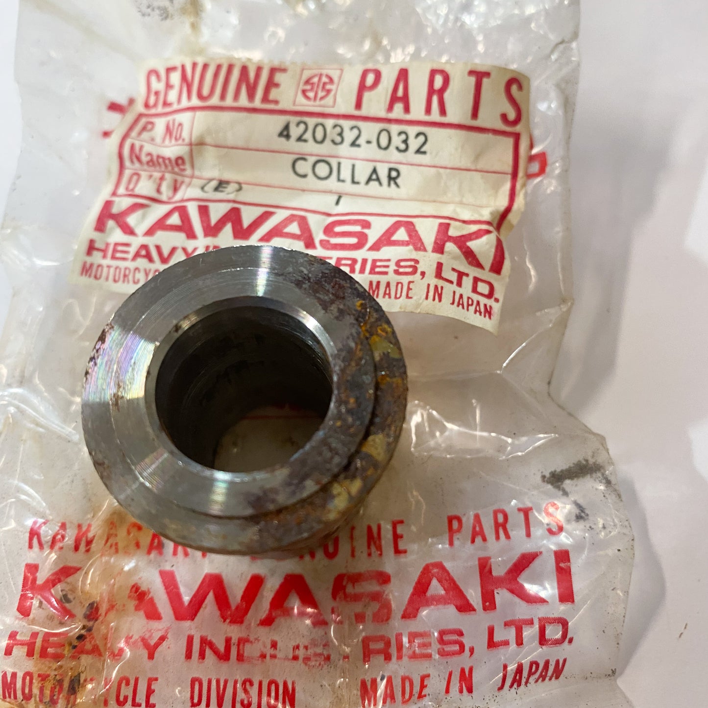 KAWASAKI COLLAR-REAR HUB 42032-032
