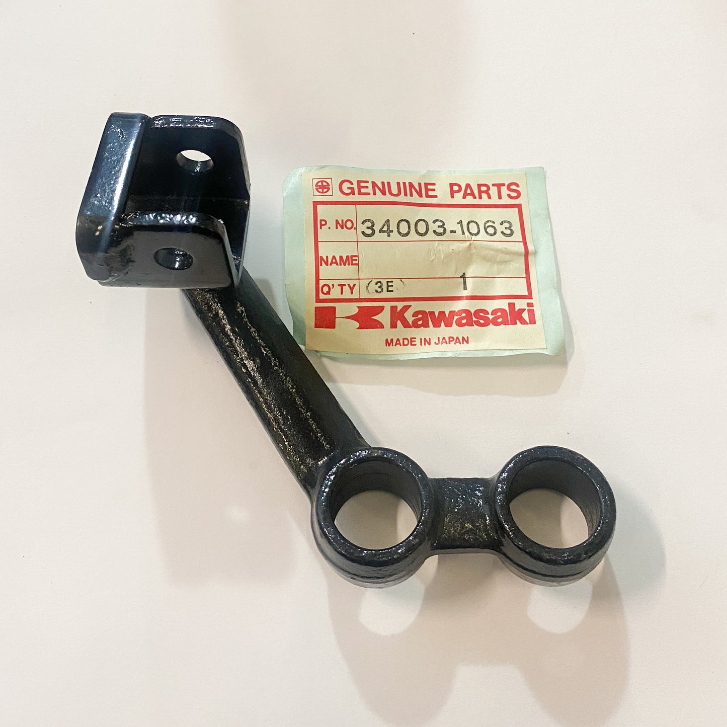 KAWASAKI BRACKET,FTRST STEP LH 34003-1063
