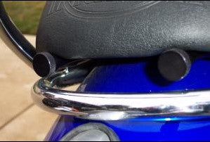 NewBonneville Black Anodized Tool Free Seat Bolts Triumph Bonneville Thruxton & Scrambler