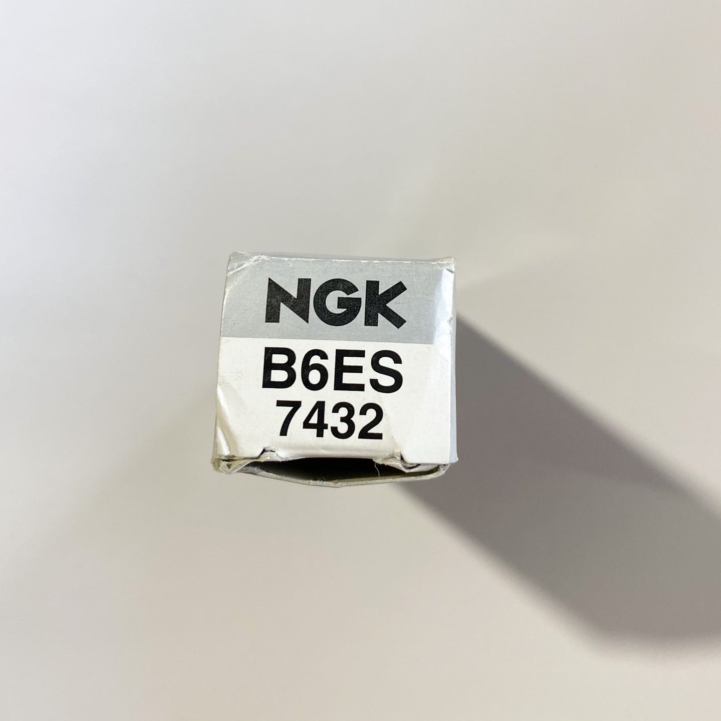 NGK 7432 B6ES NICKEL SPARK PLUG