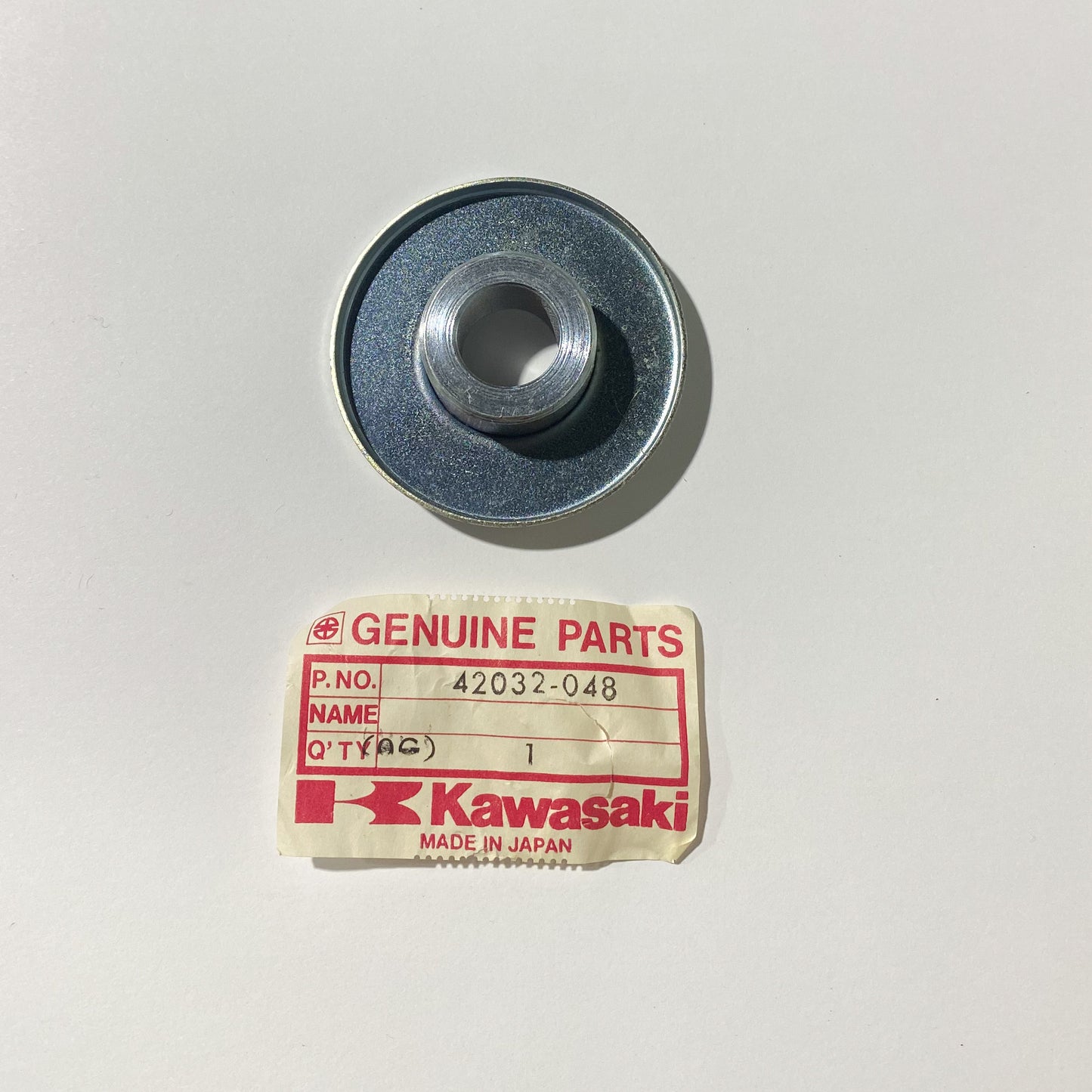 KAWASAKI COLLAR,REAR AXLE,L.H 42032-048