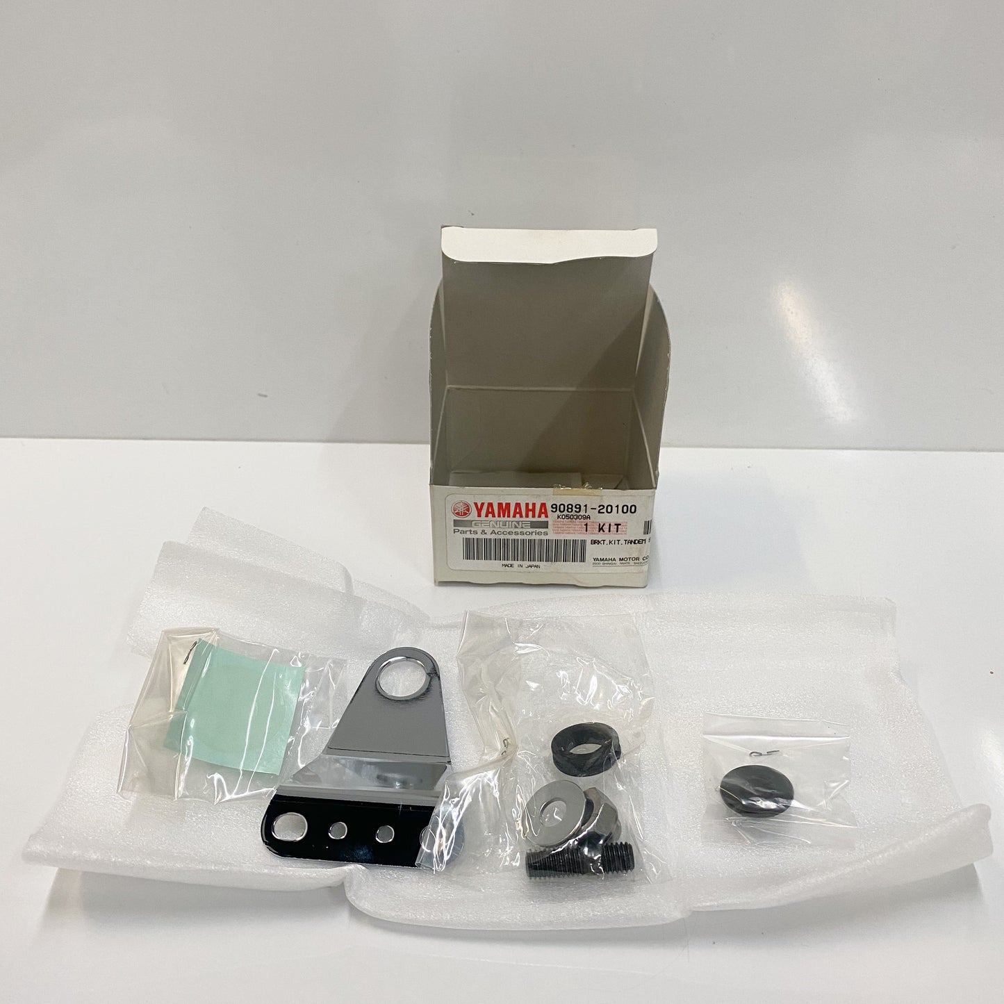 YAMAHA BRACKET KIT, TANDEM SEAT 90891-20100-00