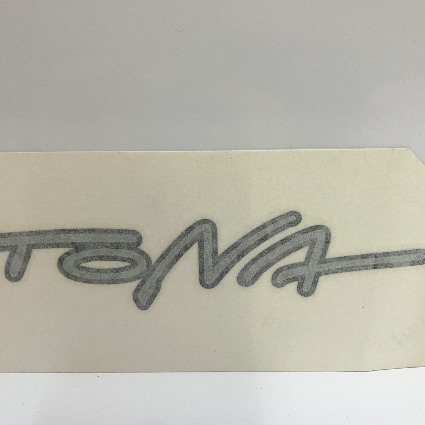 TRIUMPH DECAL, FRG, SIDE, SILVER/BK, LH T2305756