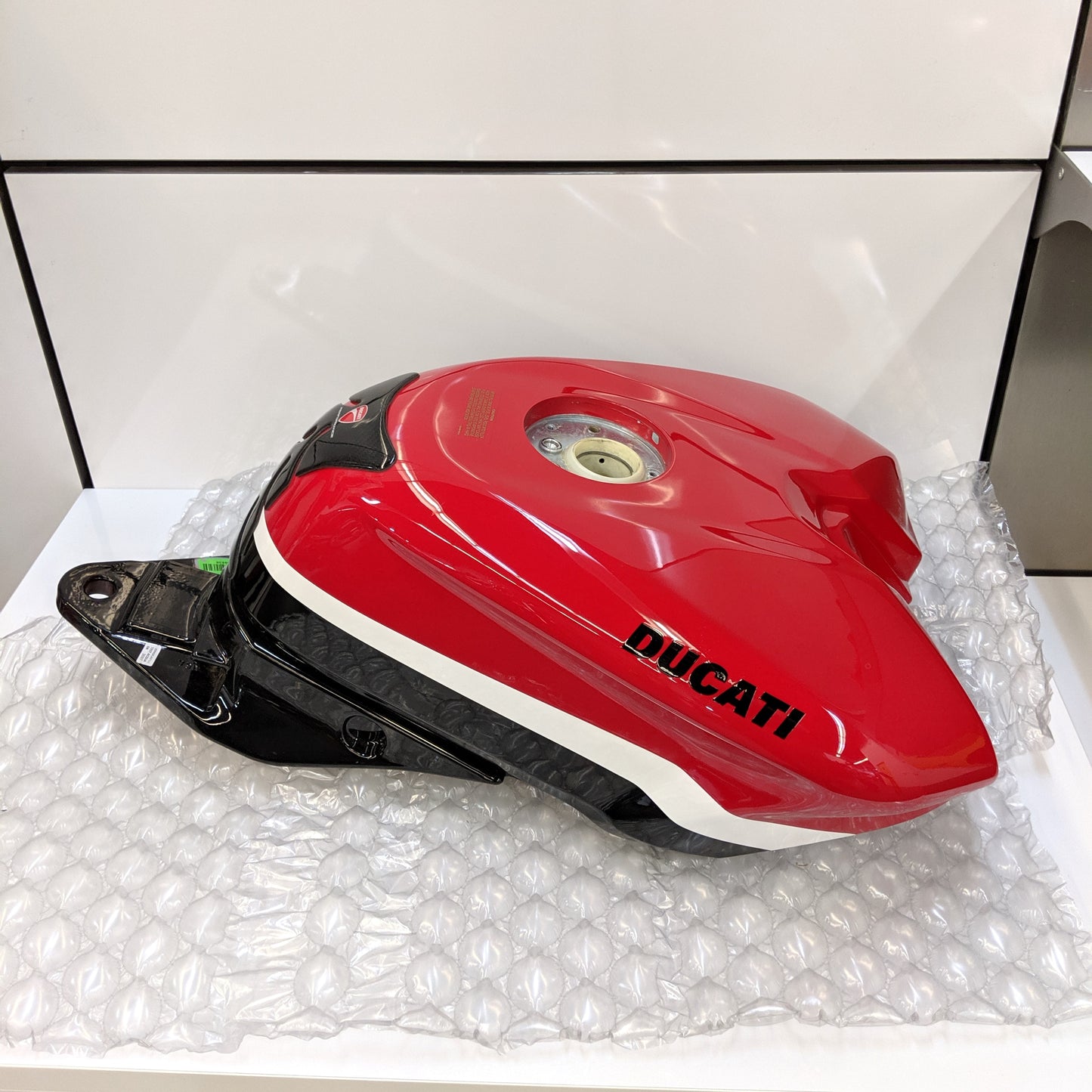 Ducati 848 Evo Corse Used Gas Tank 58611831AH