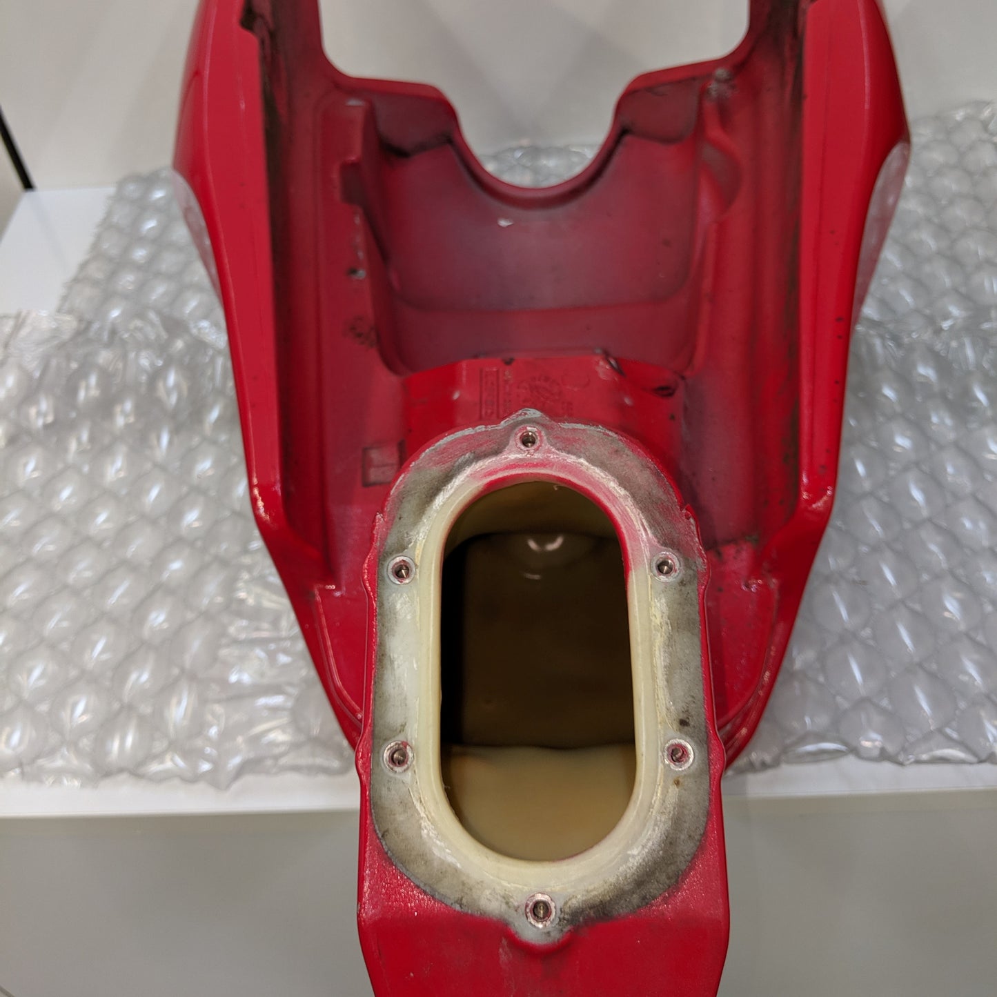 Ducati Sport Classic GT1000 Used Gas Tank 58611631BA USED