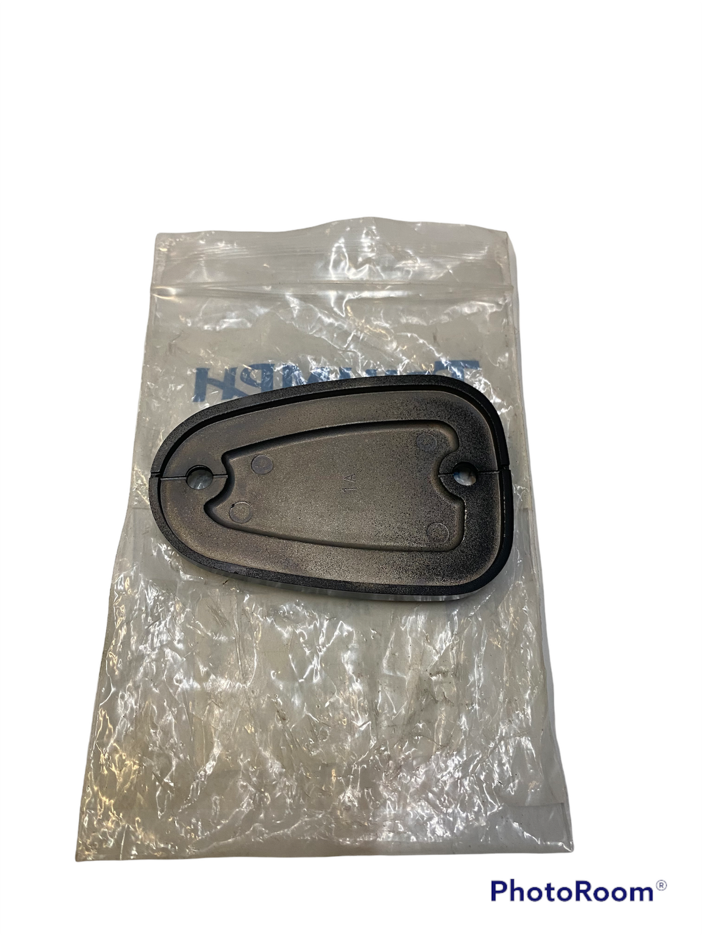 Triumph Cap, Reservoir T2026006