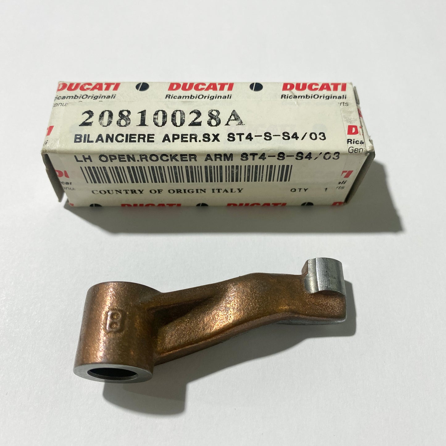 DUCATI OPENING ROCKER ARM 748-996B/01. L.H. 20810028A