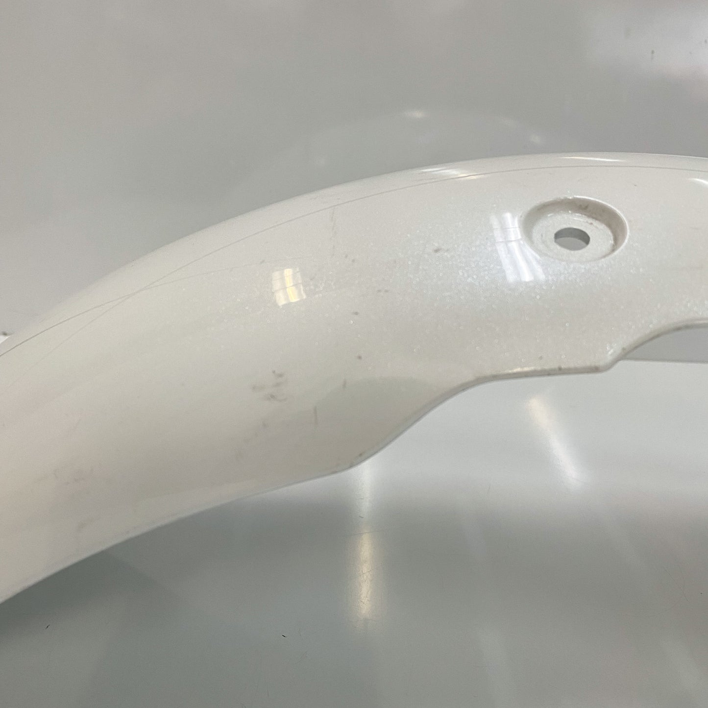Triumph Bonneville Front Mudguard Assy, Crystal White T2302648-NW USED