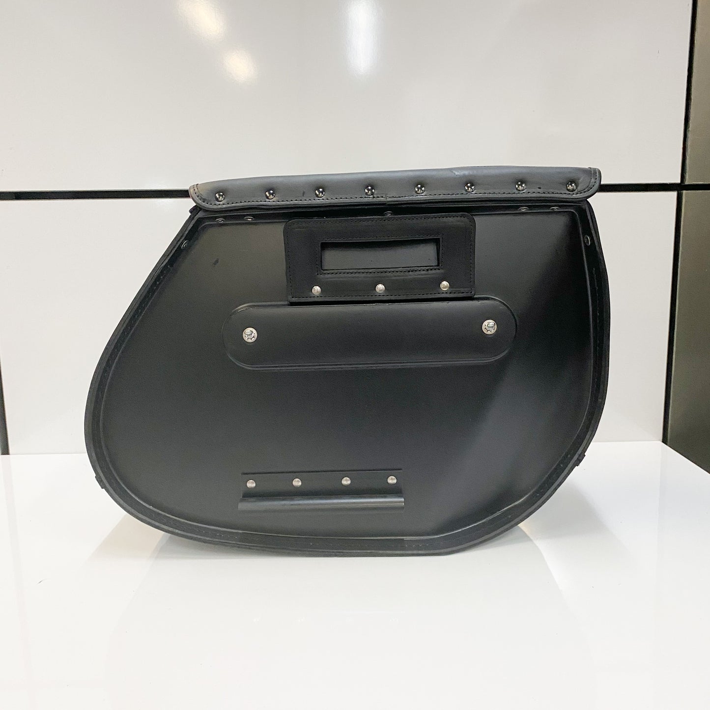 US. Saddlebag Co. White Flame Leather Saddlebags