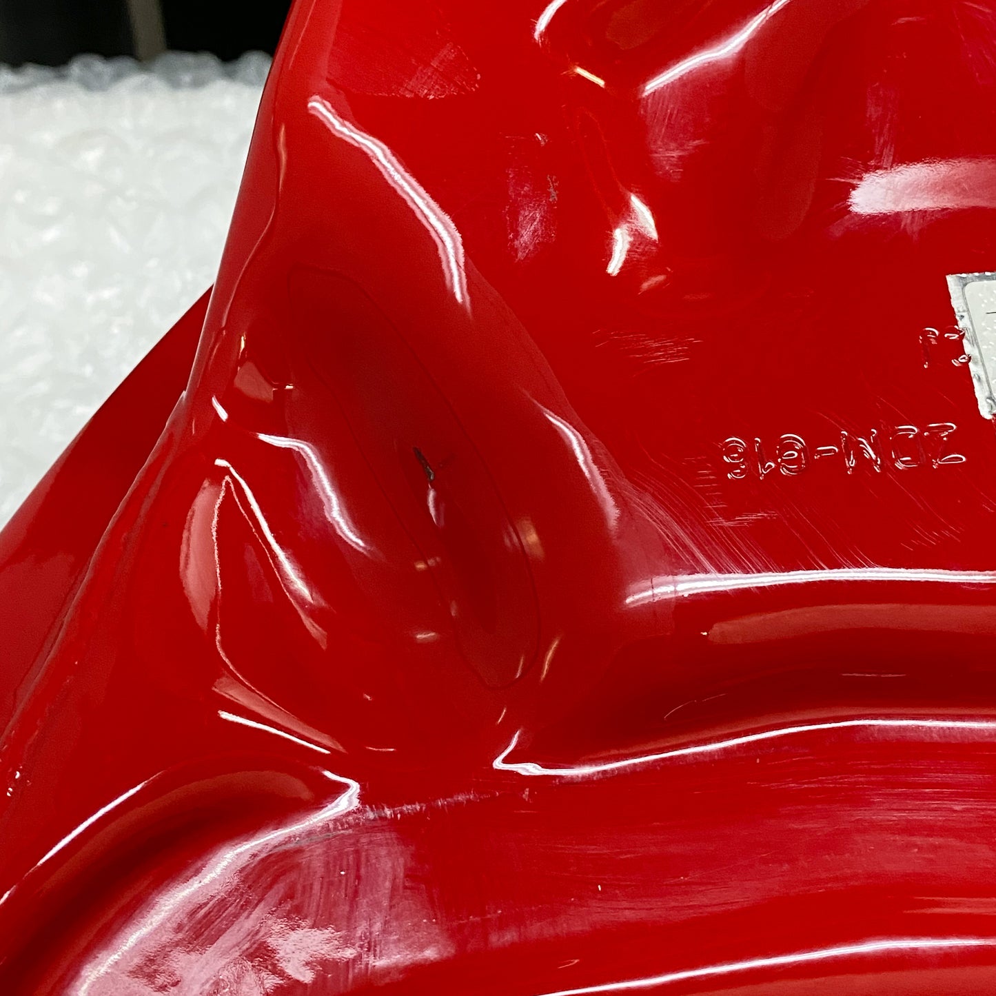 Ducati Panigale 1199 R Gas Tank 58612091AA Take-Off
