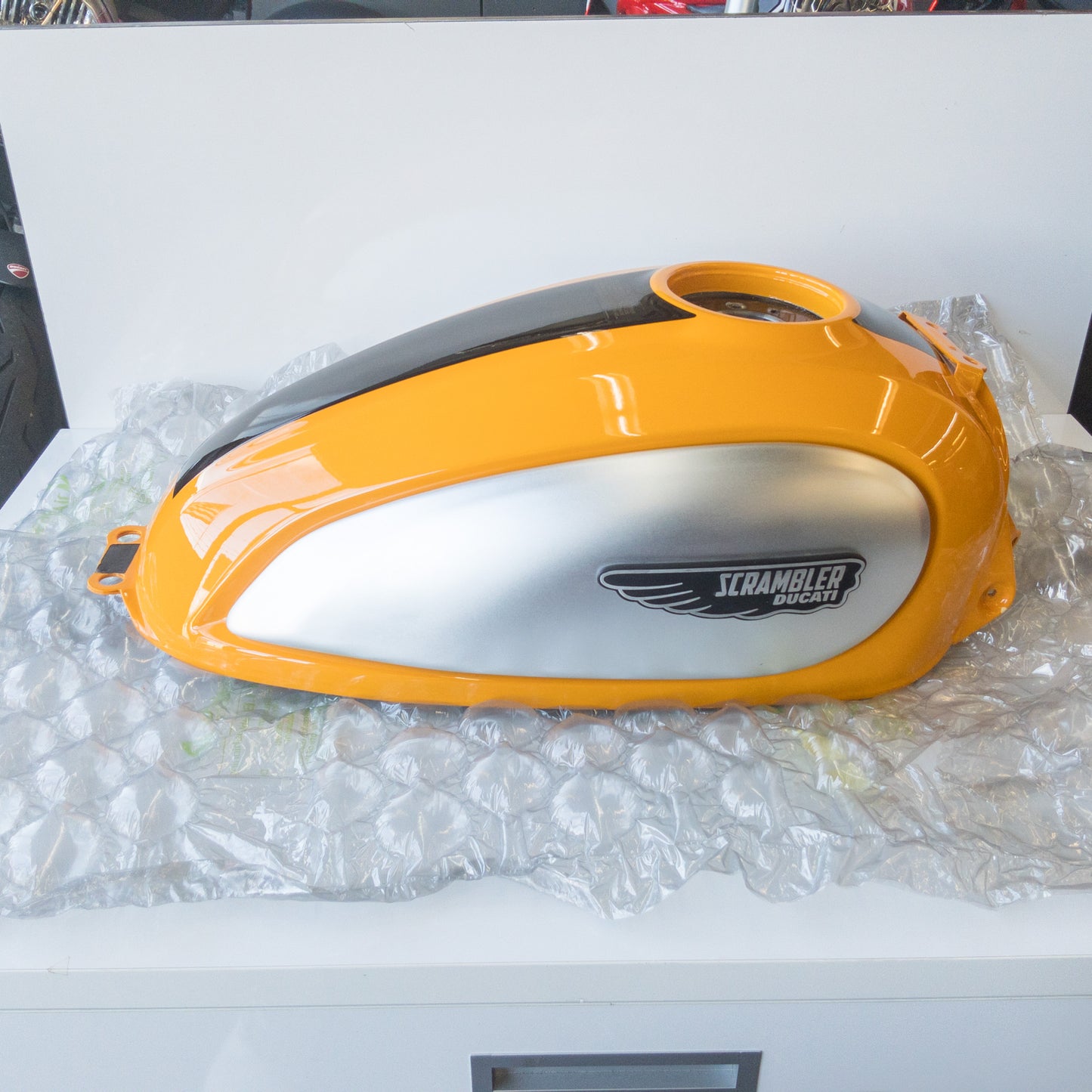Ducati Scrambler Classic Gas Tank Yellow- Used 58612221BC