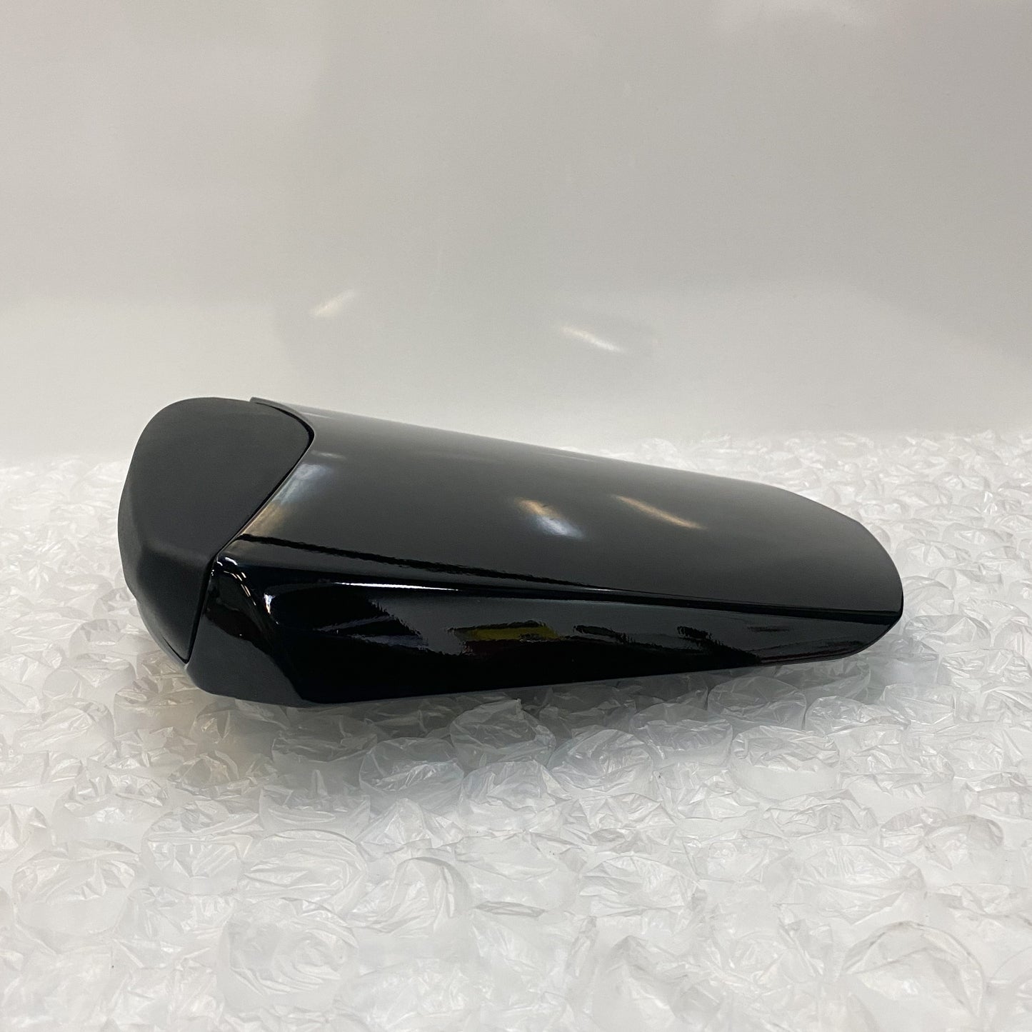Yamaha '03 R6 Seat Cover, Black 5SL-W0771-40-00
