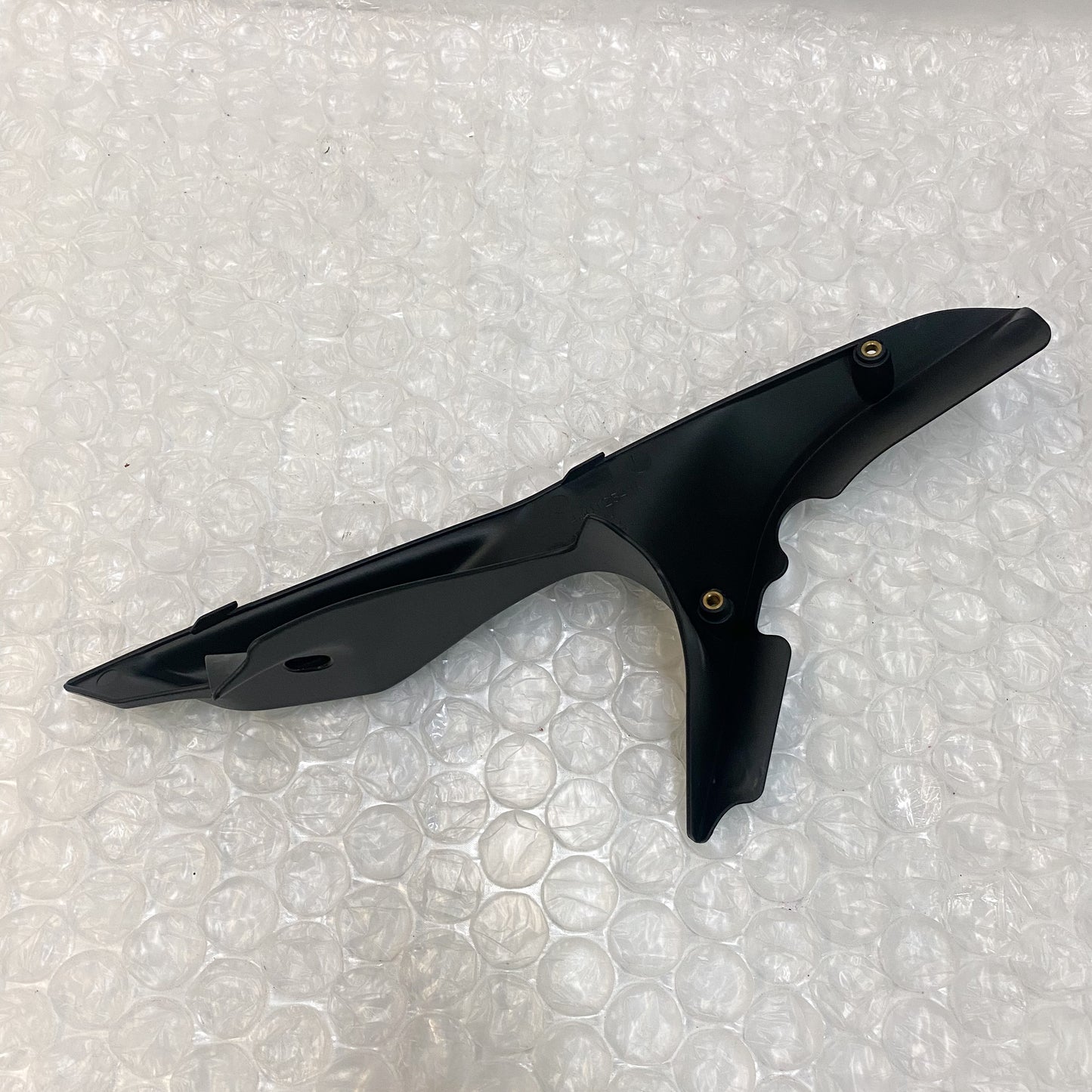 Ducati 848/1098/1198 RH + LH Air Covers 46012543A/ 46012532A Take-Off