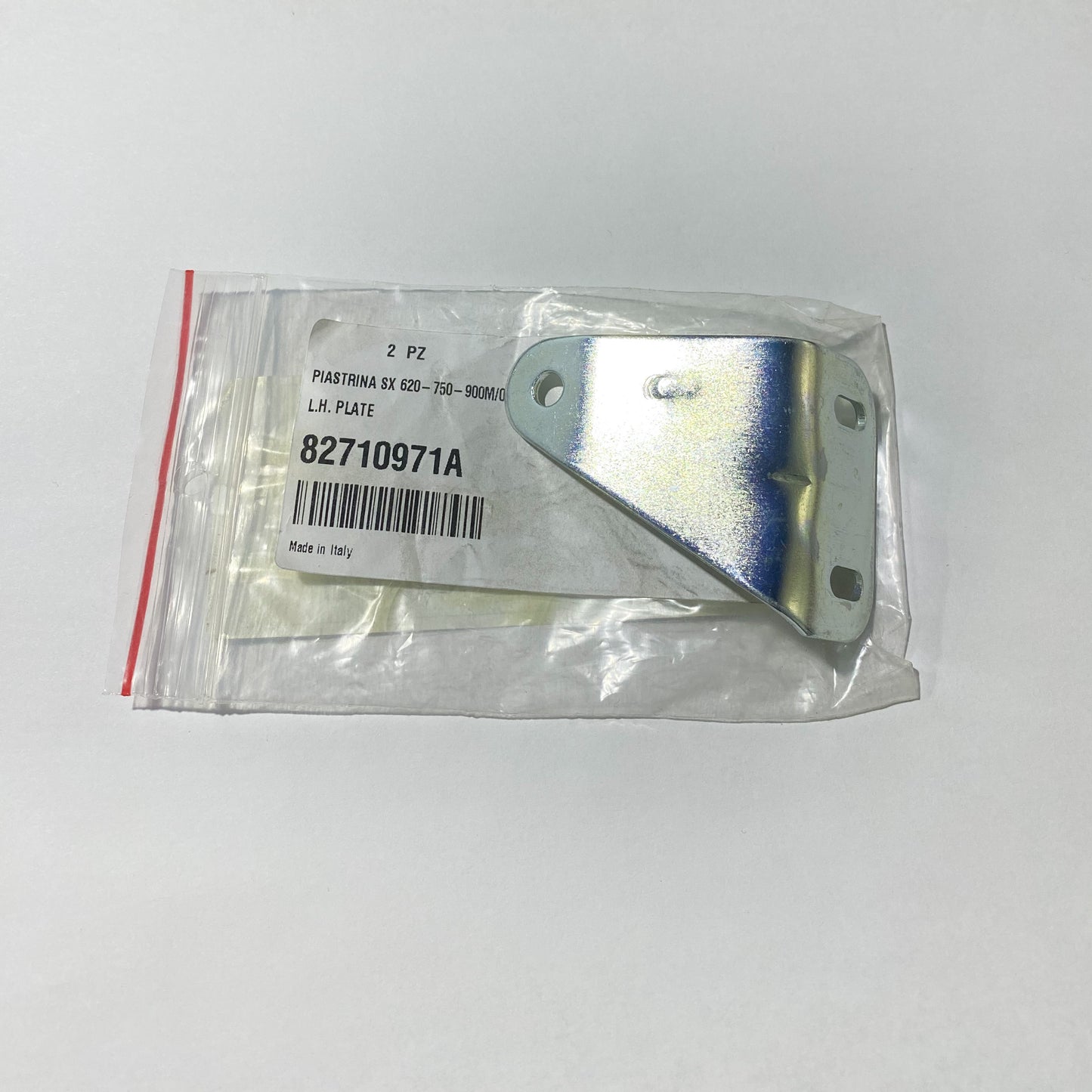 DUCATI  L.H. PLATE 82710971A