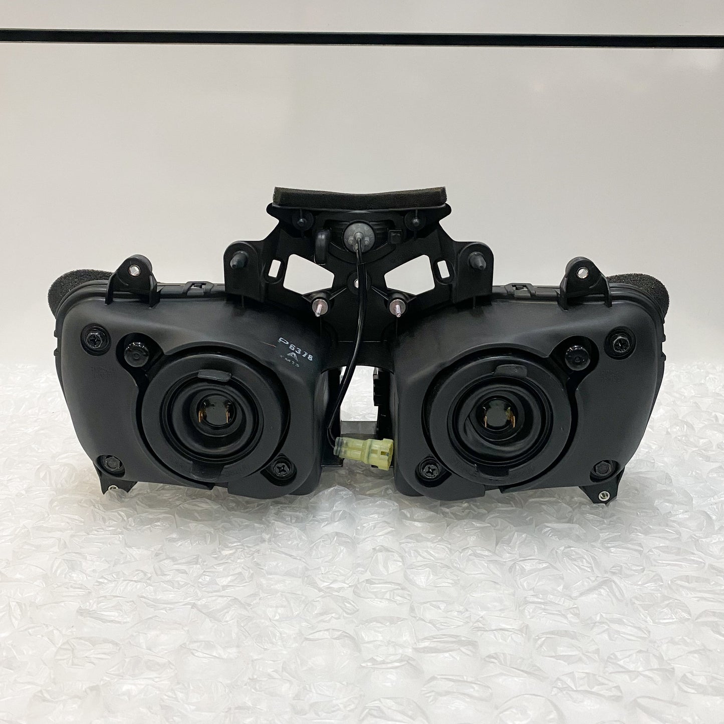 Honda Headlight (12v 55w) CBR1000RR 06-07 33100-MEL-A21 NOS
