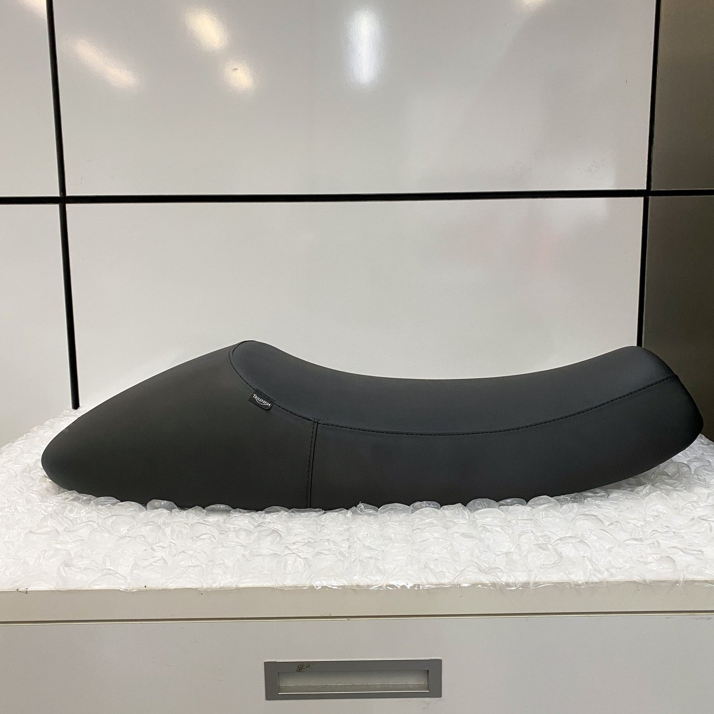 Triumph Single Seat A9700134