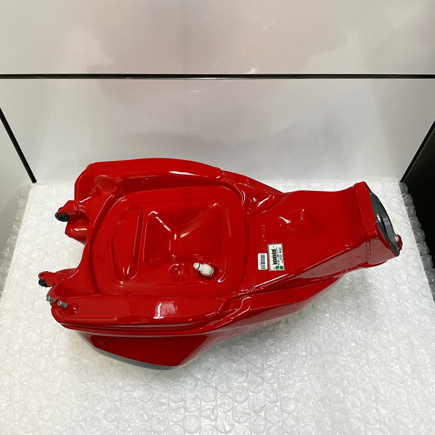 Ducati Panigale 1199 R Gas Tank 58612091AA Take-Off