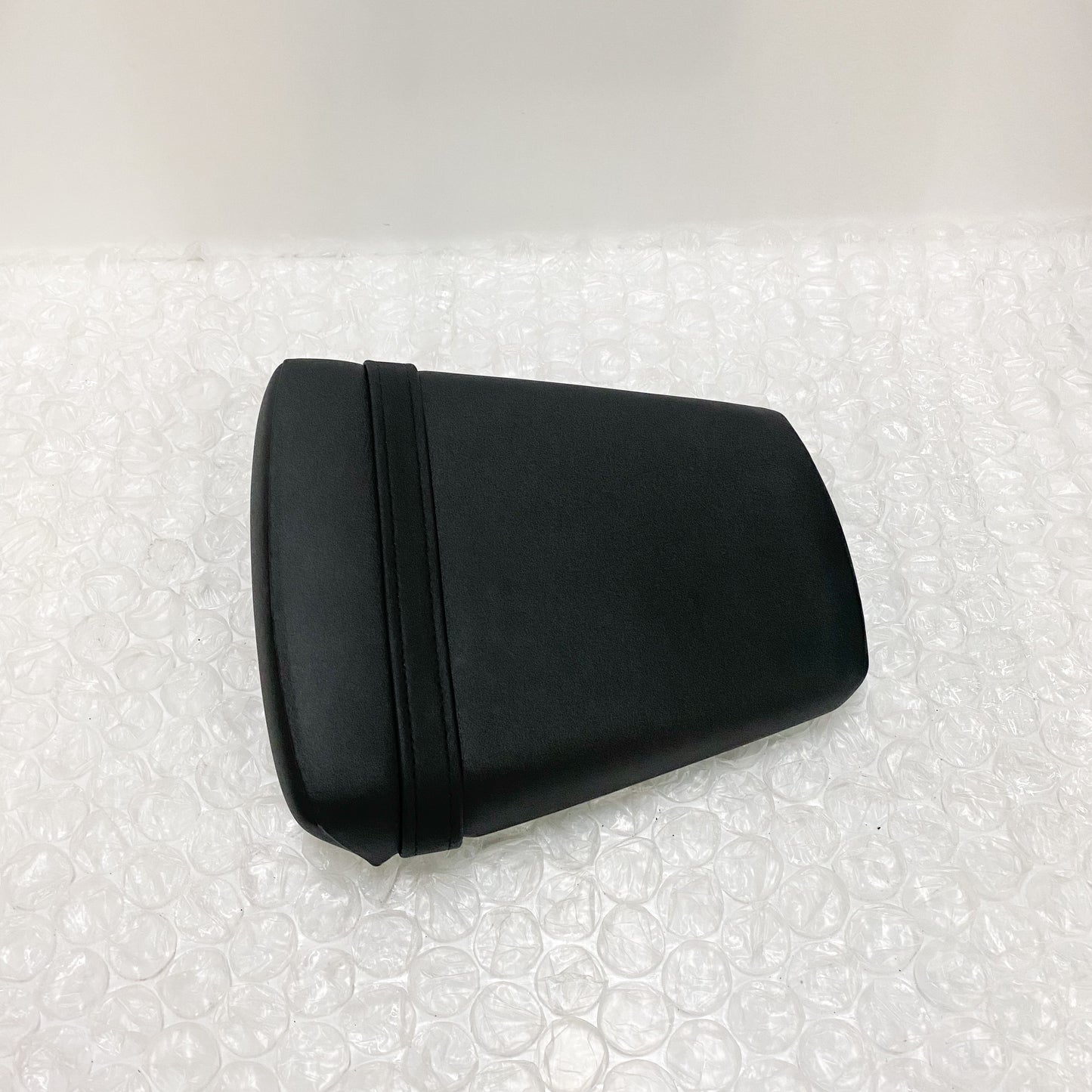 Yamaha R6 '99-'00 Tandem Seat Assembly 5EB-24750-01-00 NOS
