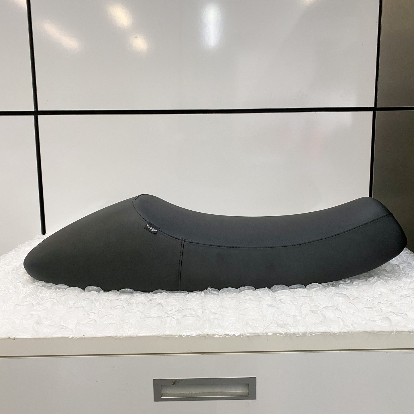 Triumph Single Seat A9700134