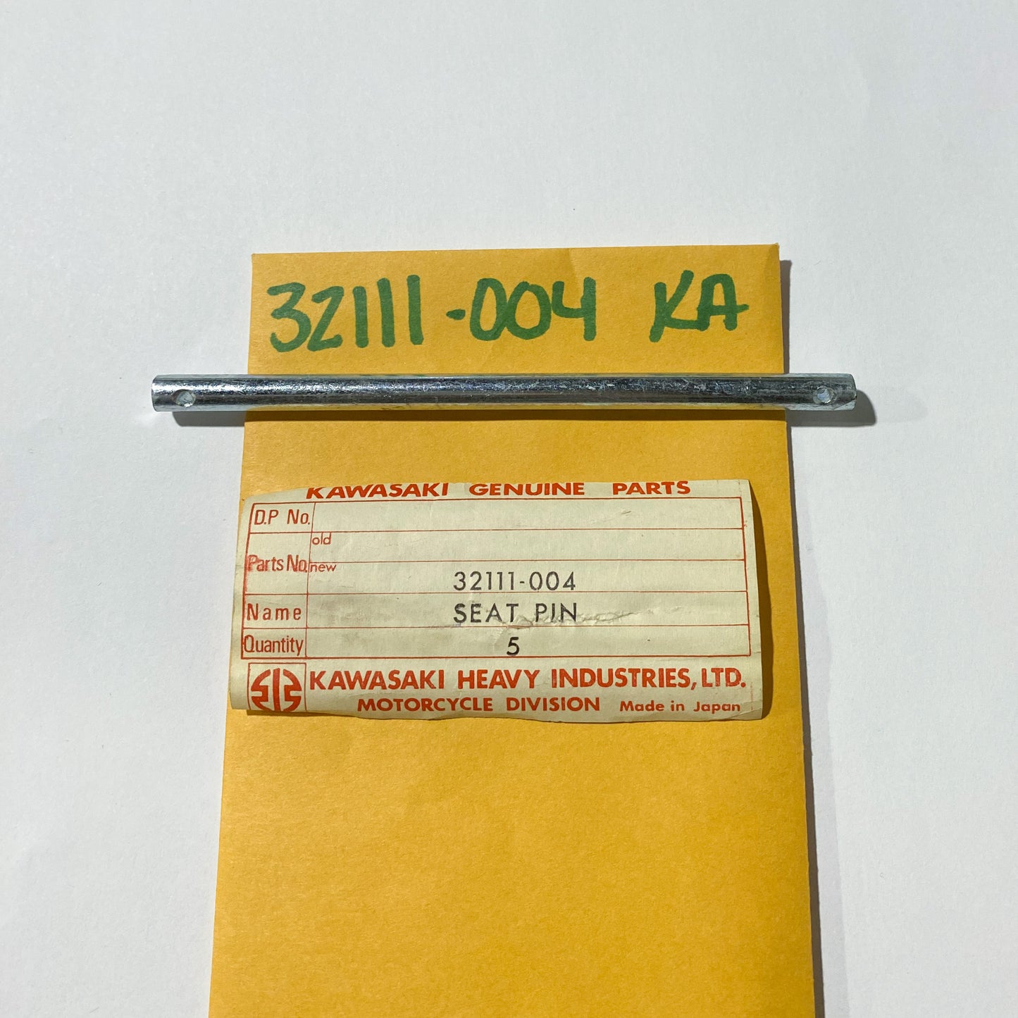 KAWASAKI PIN SEAT 32111-004