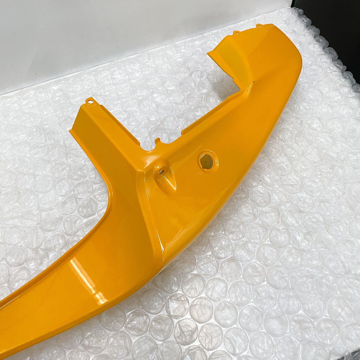 Hyosung Side Cover LH Yellow GT650 USED