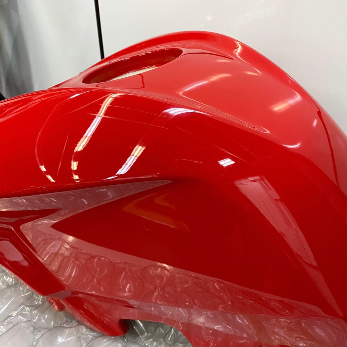 Ducati Streetfighter 1098/1098S Gas Tank, RED 58611861AA USED