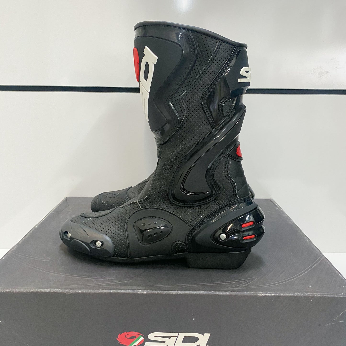 Sidi Cobra Air Motorcycle Boots Size 42 SIS-COA-BKBK-42 NOS