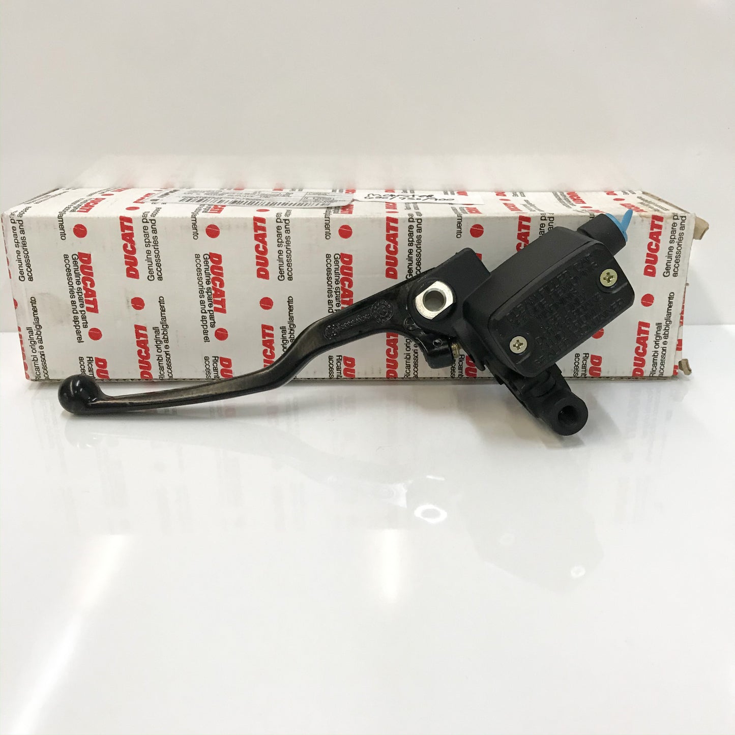 Ducati Clutch Control Pump Monster 400/600/620/750/900 63040031A