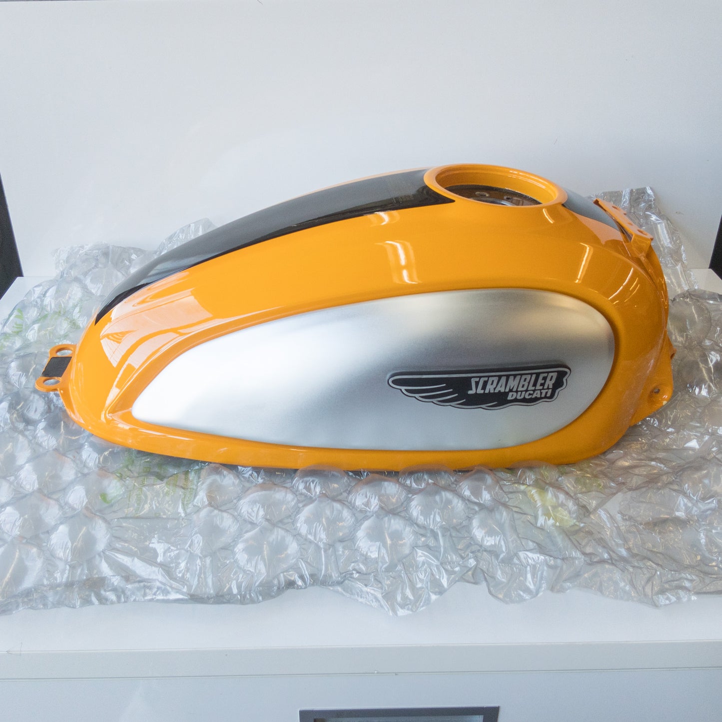 Ducati Scrambler Classic Gas Tank Yellow- Used 58612221BC