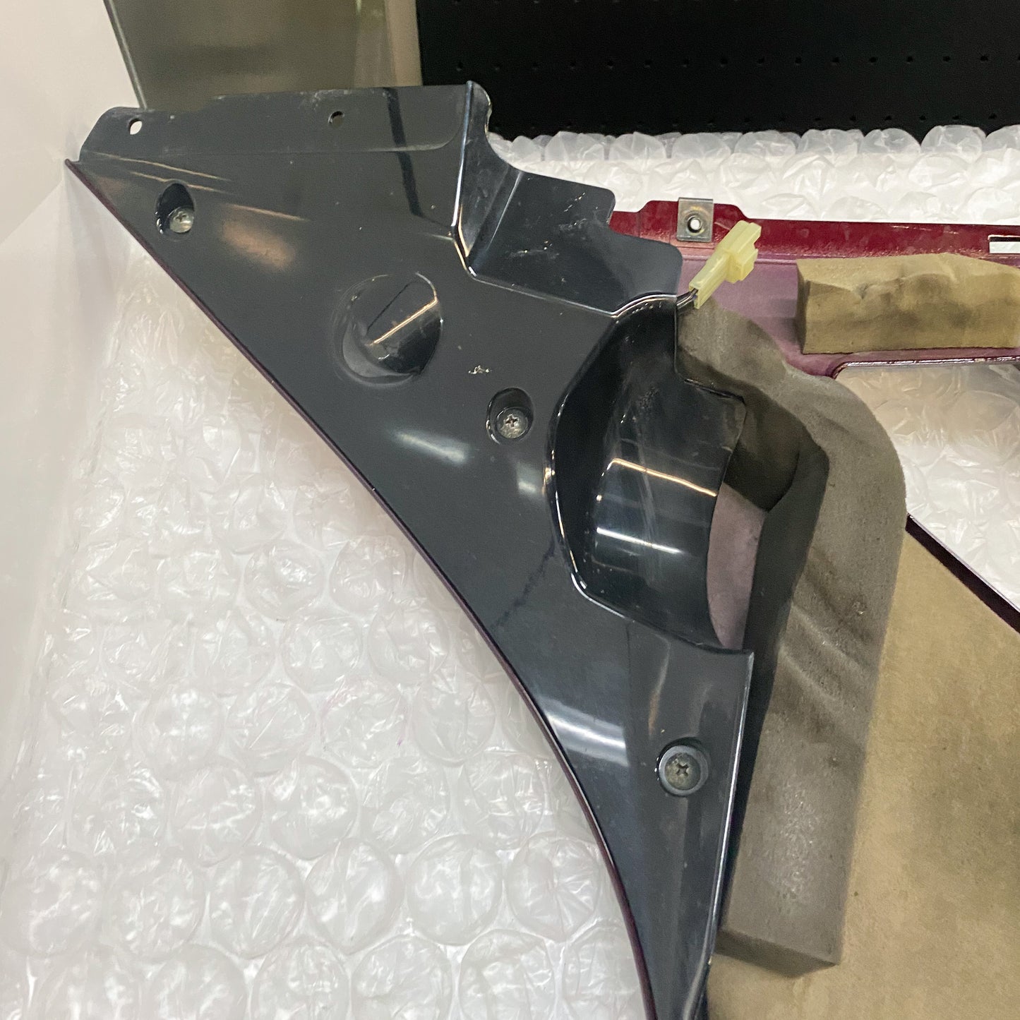 Yamaha FJR 1300 BODY, FRONT LOWER 2 (RH) 3P6-Y283K-30-P5 USED