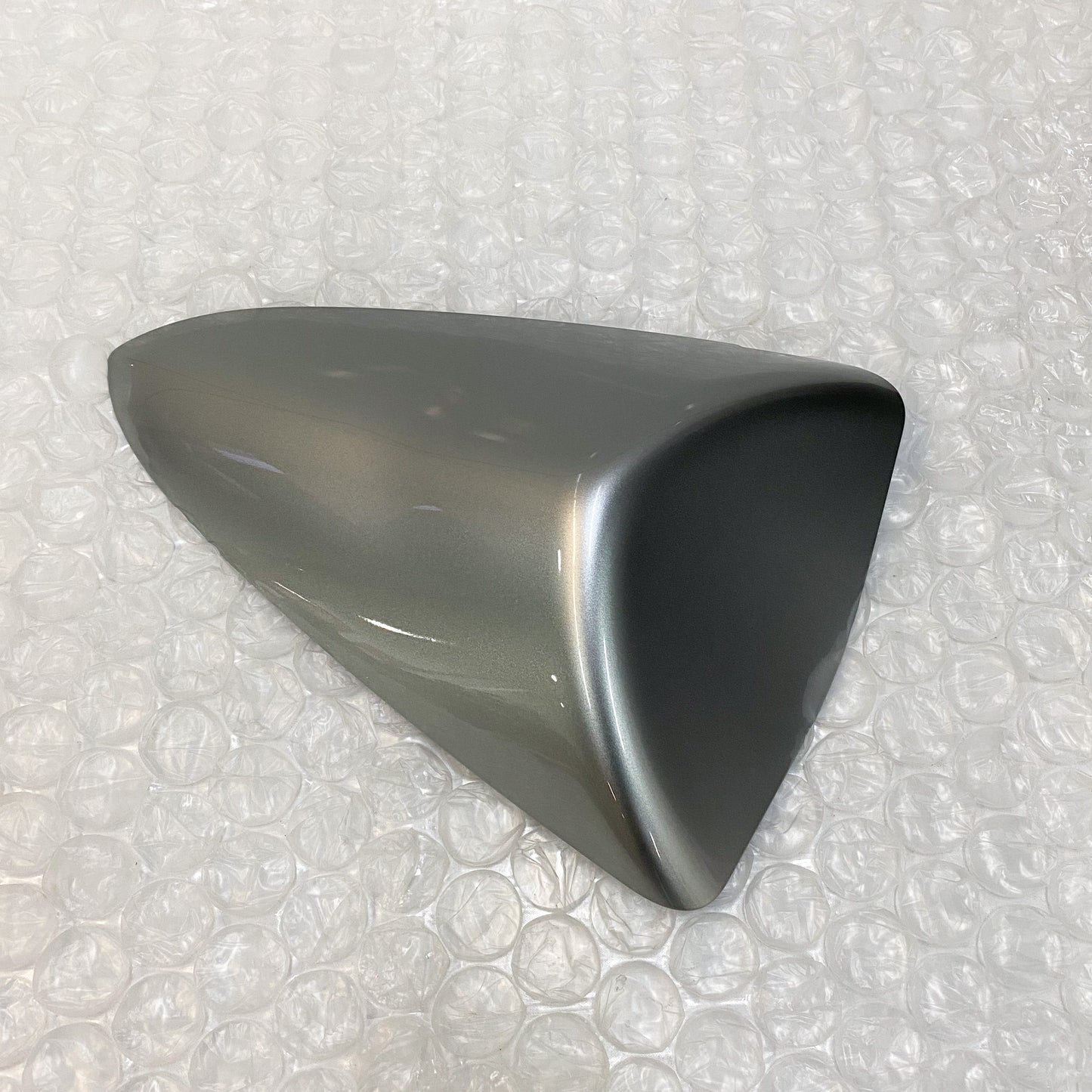 Kawasaki ZX600 '07 Seat Cover Kit, Silver 99996-1354-17M