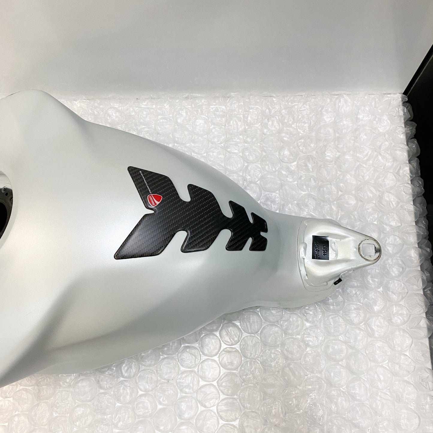 Ducati 959/899 Panigale Gas Tank, White 58612061AW USED