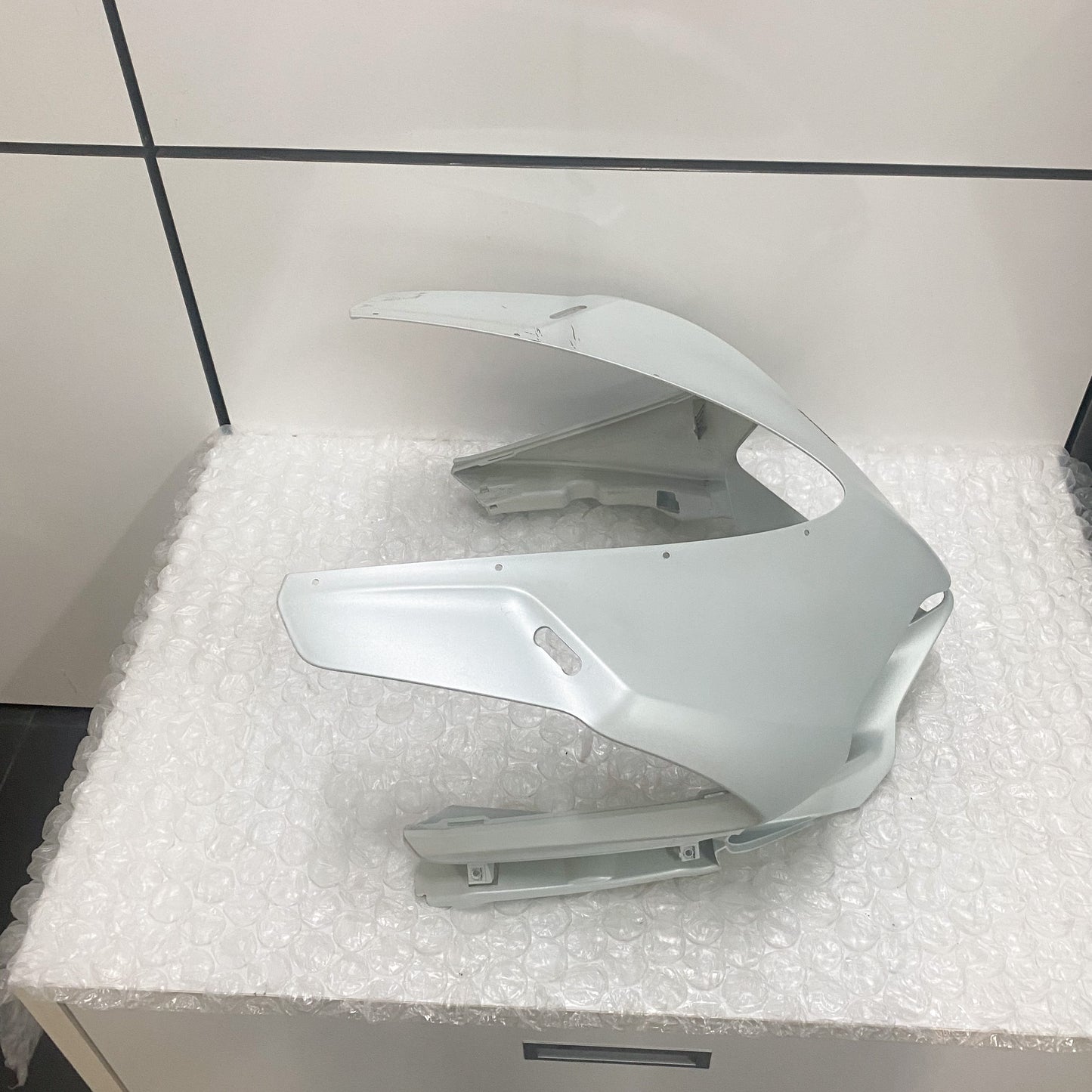 Ducati 959 Complete Headlight Fairing, White 481P3631AW USED