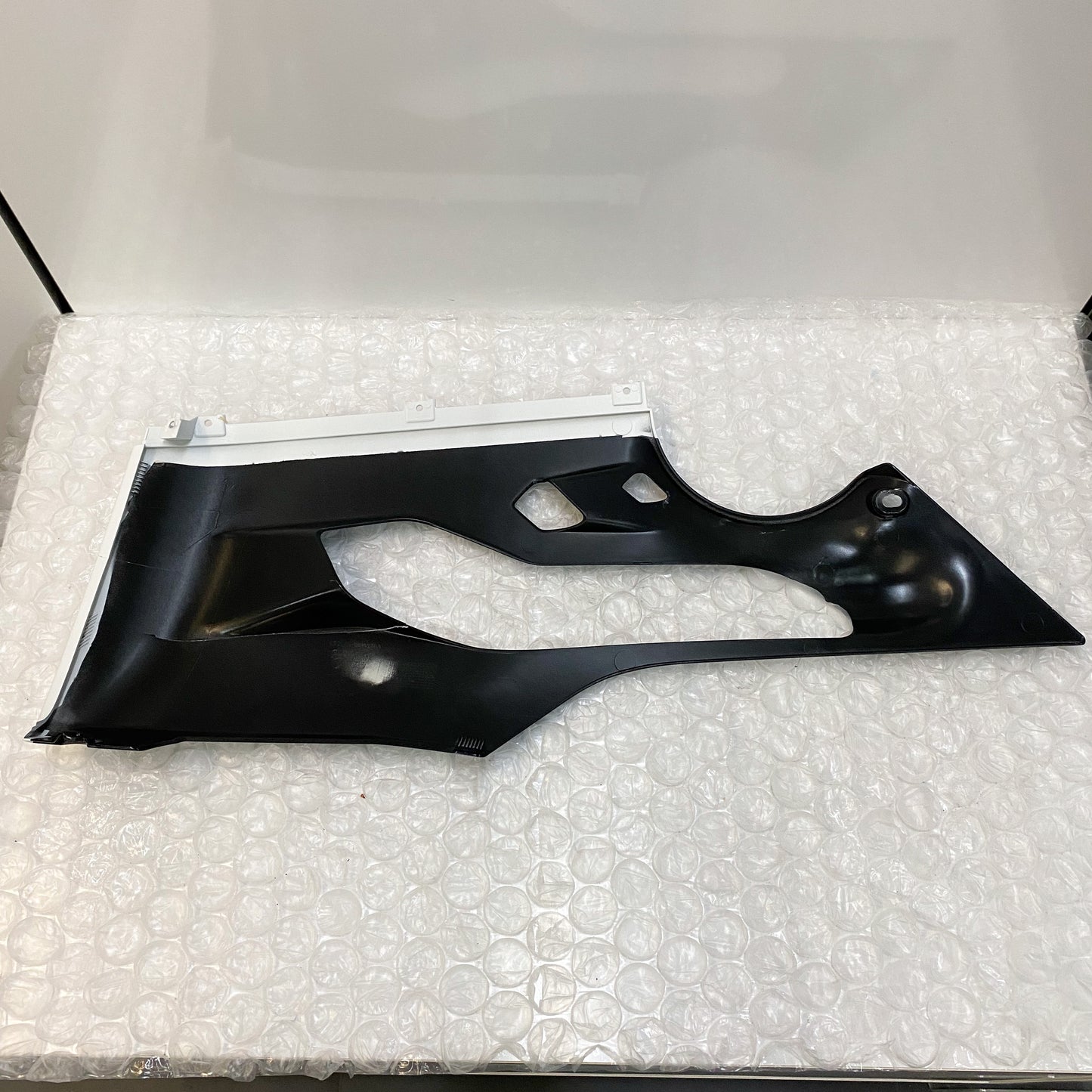 Ducati 1299 S Anniversario Right Lower Half Fairing 48018591AA USED 1