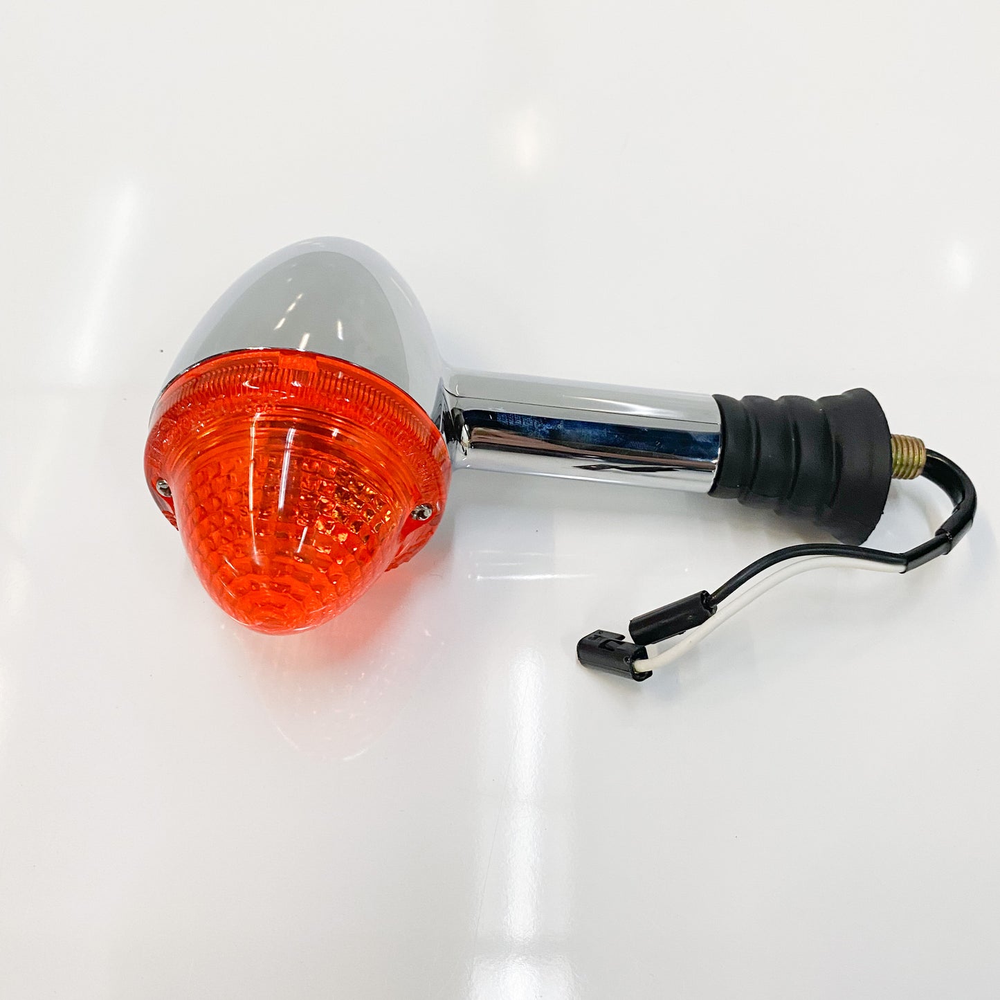 Triumph Rear R/H Indicator Assembly T2700423