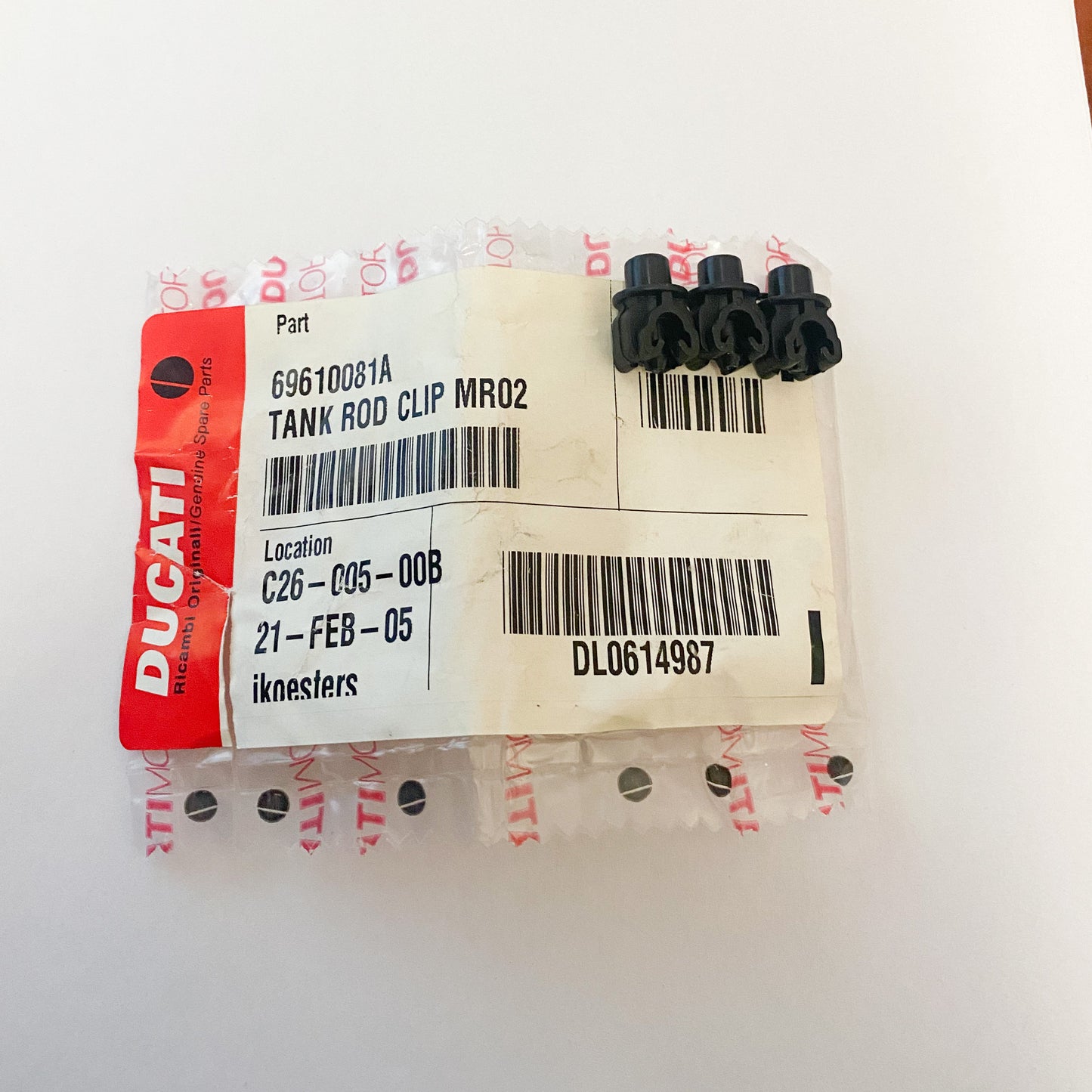 DUCATI TANK ROD CLIP MR/02. SPRING 69610081A