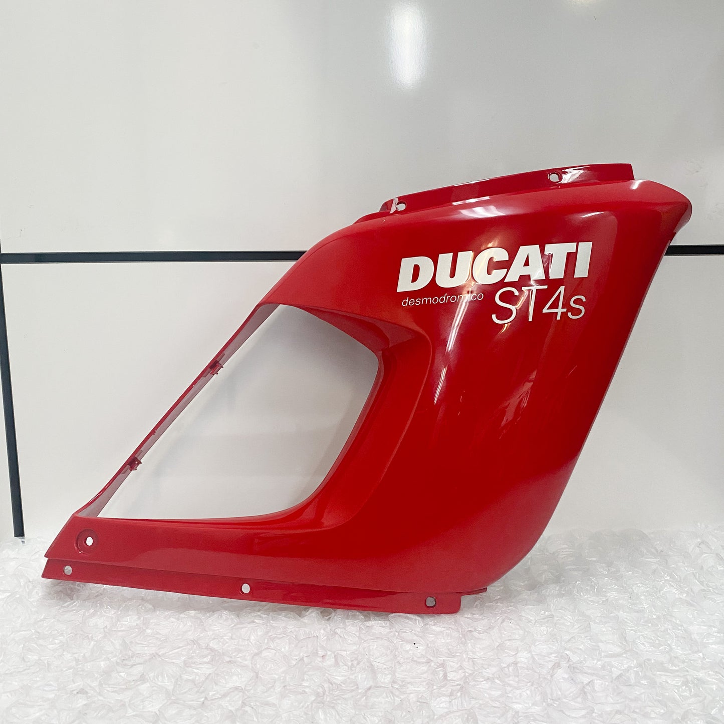 Ducati ST4S Right Upper Half Fairing Red 48011931BA USED
