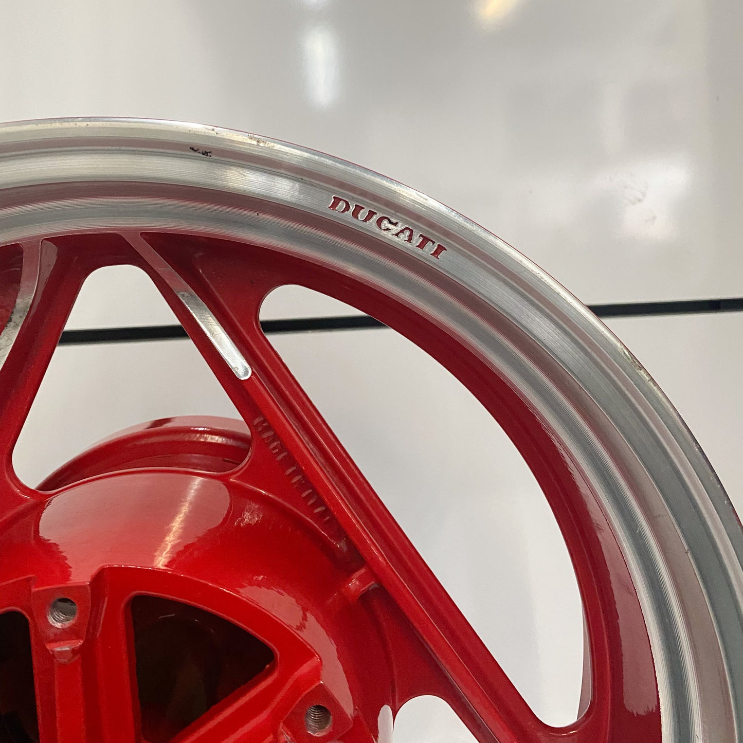 Ducati Paso 750 Sport Rear Wheel Rim Red 067080163 USED