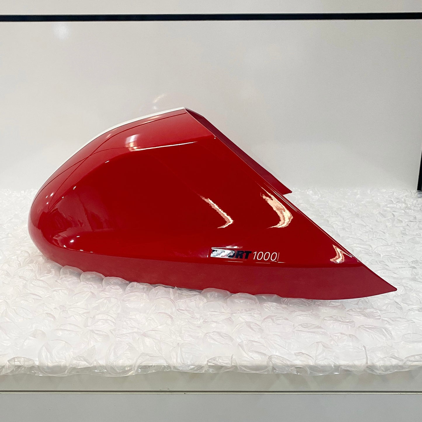 Ducati Sport 1000 Box Seat Tail, Red - 48310501CM Used