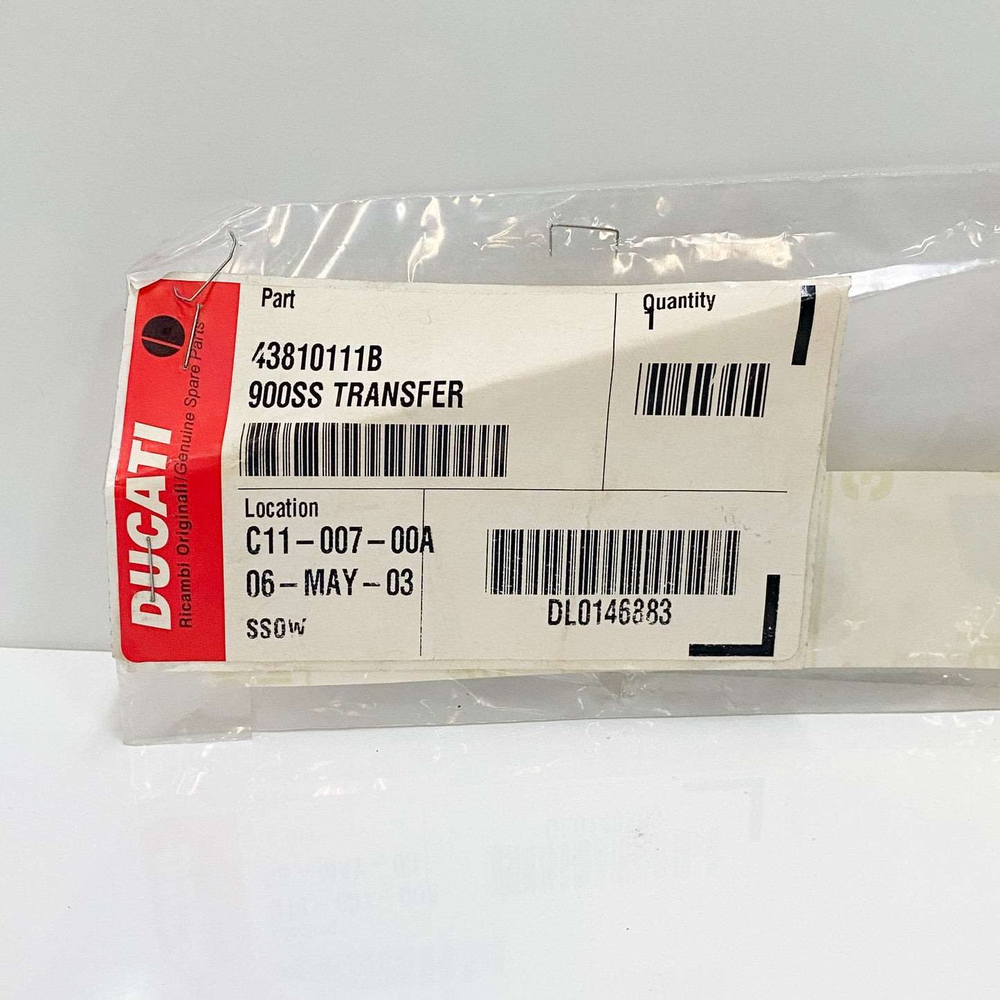 Ducati "900 SS" Tail Decal 43810111B