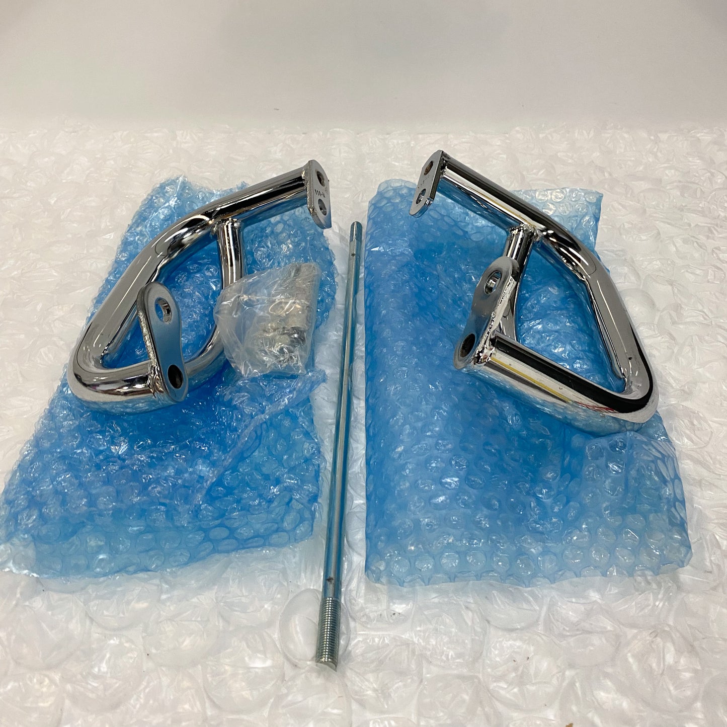 Kawasaki KZ550 Engine Case Guard Chrome K32000-114